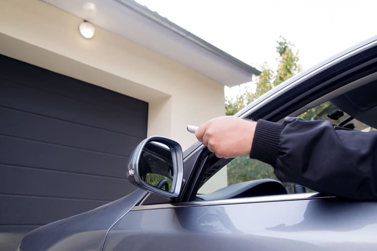 automatismes de portes de garage à Saint-Clair